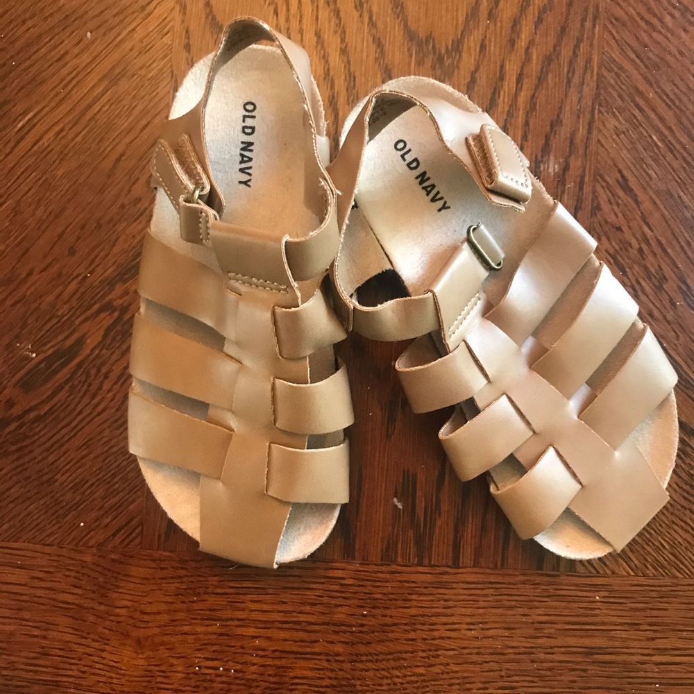 Brand new-Toddler boy fisherman sandal size 11